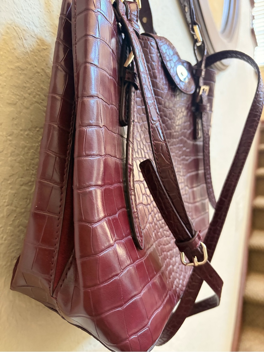 Zara Burgundy Croc-Embossed Shoulder Tote RARE - Picture 8 of 9